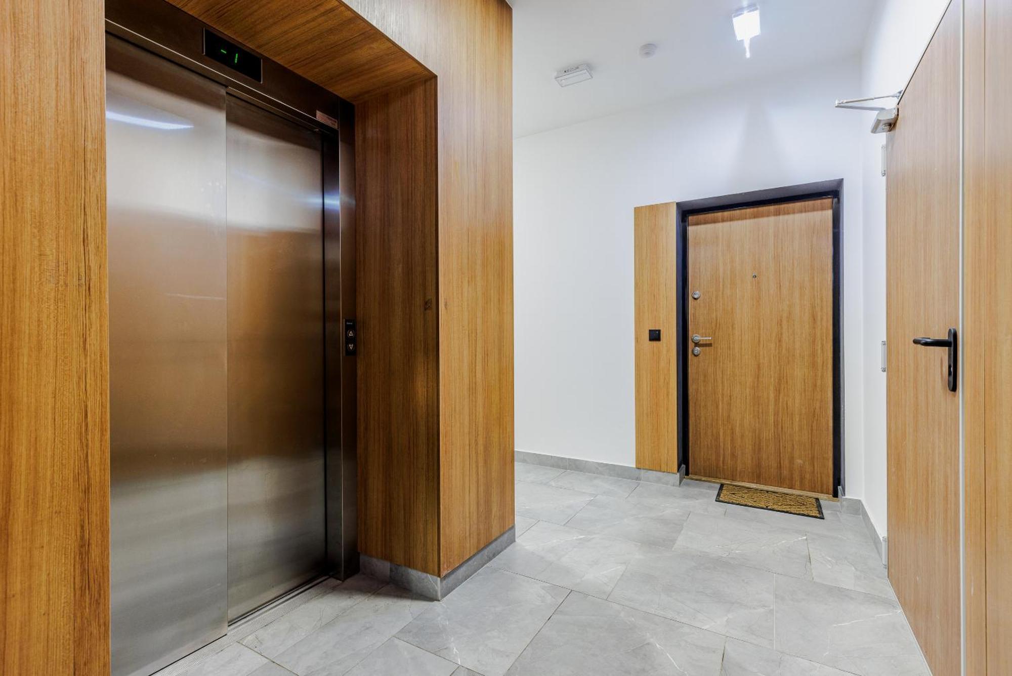 Relax&Comfort New Waw 50 Sqm With Terrace, Garden, Free Parking And Ac Warsawa Bagian luar foto