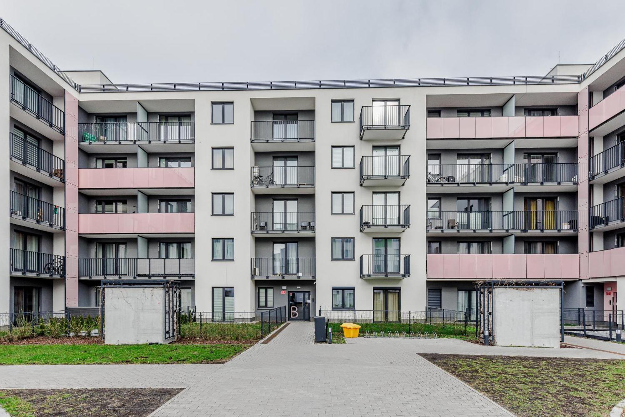 Relax&Comfort New Waw 50 Sqm With Terrace, Garden, Free Parking And Ac Warsawa Bagian luar foto