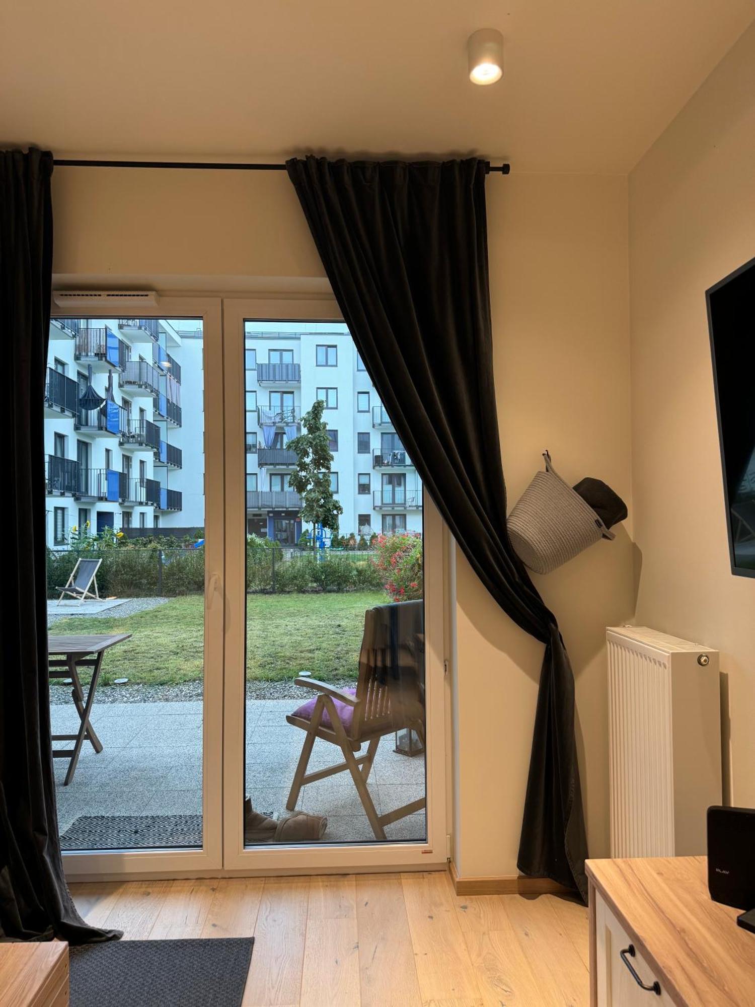 Relax&Comfort New Waw 50 Sqm With Terrace, Garden, Free Parking And Ac Warsawa Bagian luar foto