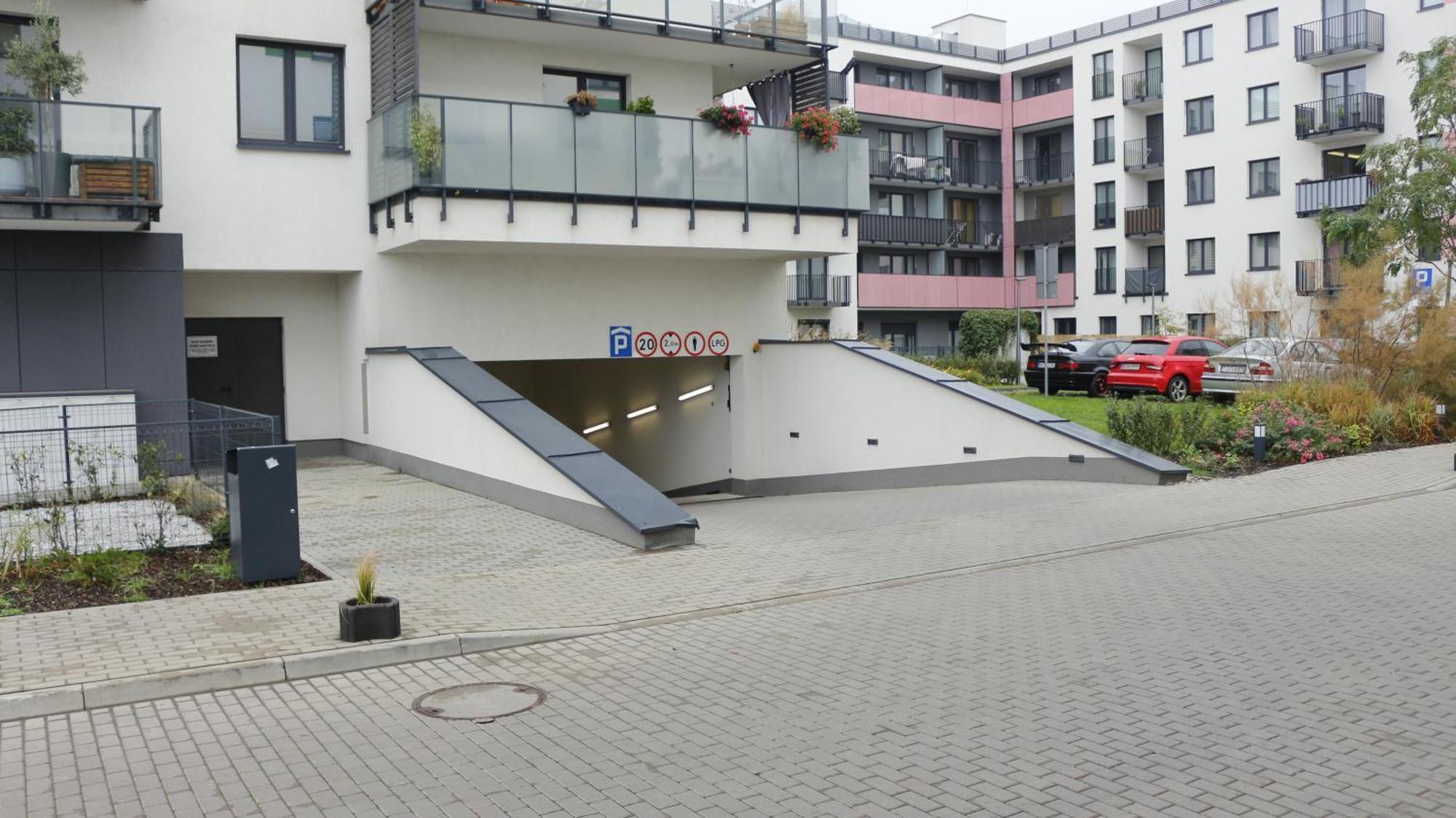 Relax&Comfort New Waw 50 Sqm With Terrace, Garden, Free Parking And Ac Warsawa Bagian luar foto